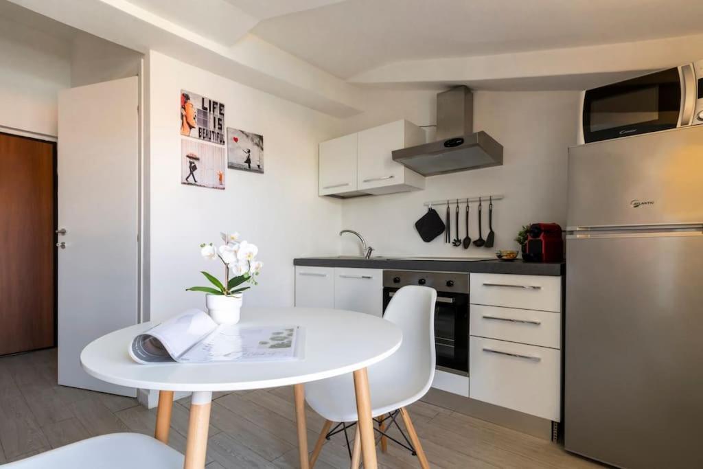 Centro Deluxe Suite Con Wi-Fi E Netflix Torino Eksteriør bilde